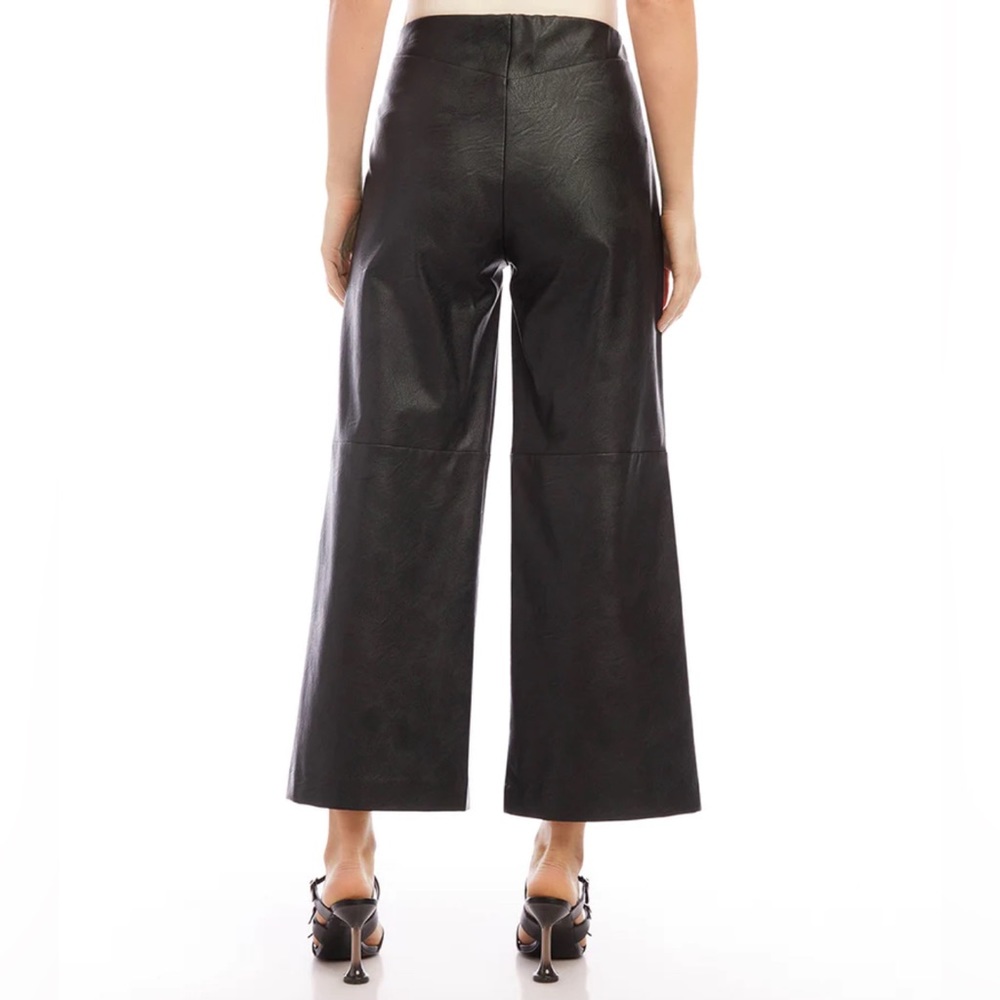 Karen Kane cropped vegan leather pants women’s large